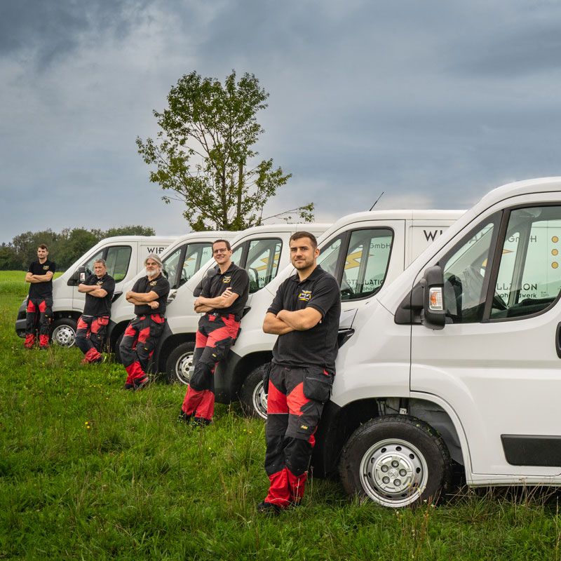 Fuhrpark und Monteure der Elektroinstallationen Klaus Wieland GmbH in München